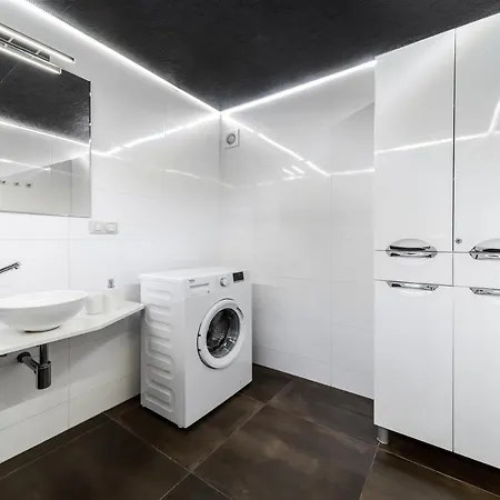 Inshiapartments On Grigorenko's Square * Lviv