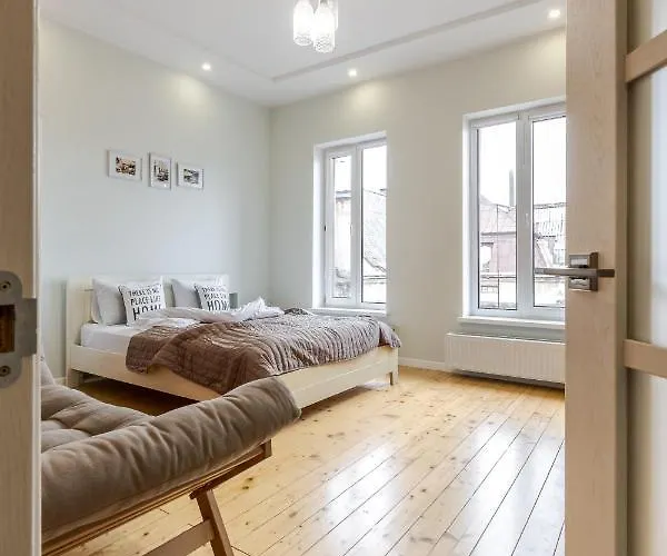 Inshiapartments On Grigorenko's Square *